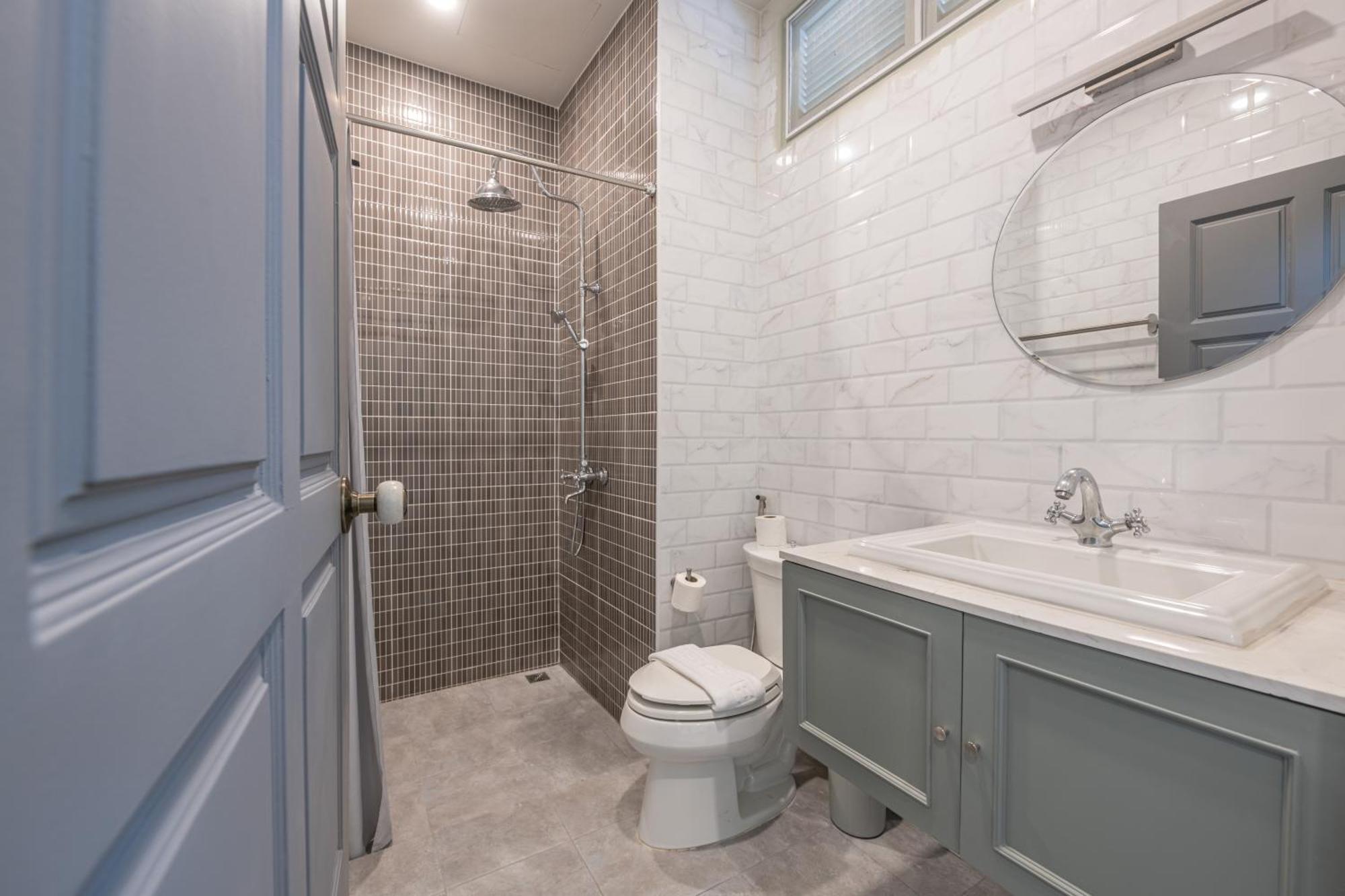 Alt Pingriver Coworking & Coliving Space Chiang Mai Luaran gambar